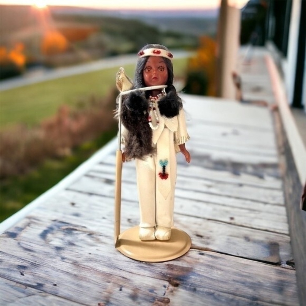 Vintage Native American Indian Girl Doll 8" Beaded Leather Handmade Blink Eyes